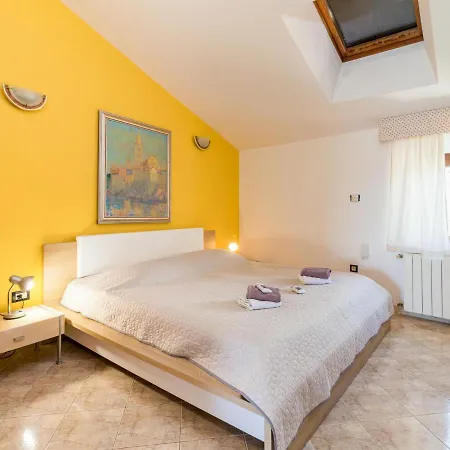Antonella & Napoletano-4 By Interhome Apartament