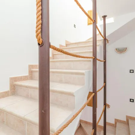 דירה Antonella & Napoletano-4 By Interhome *