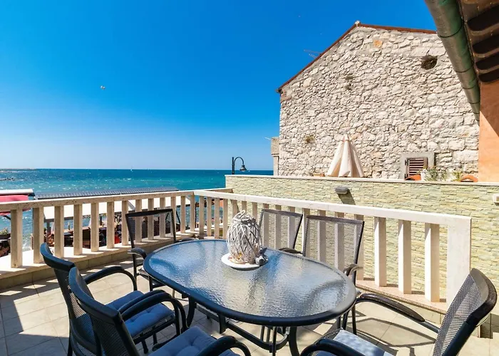 Antonella & Napoletano-4 By Interhome *